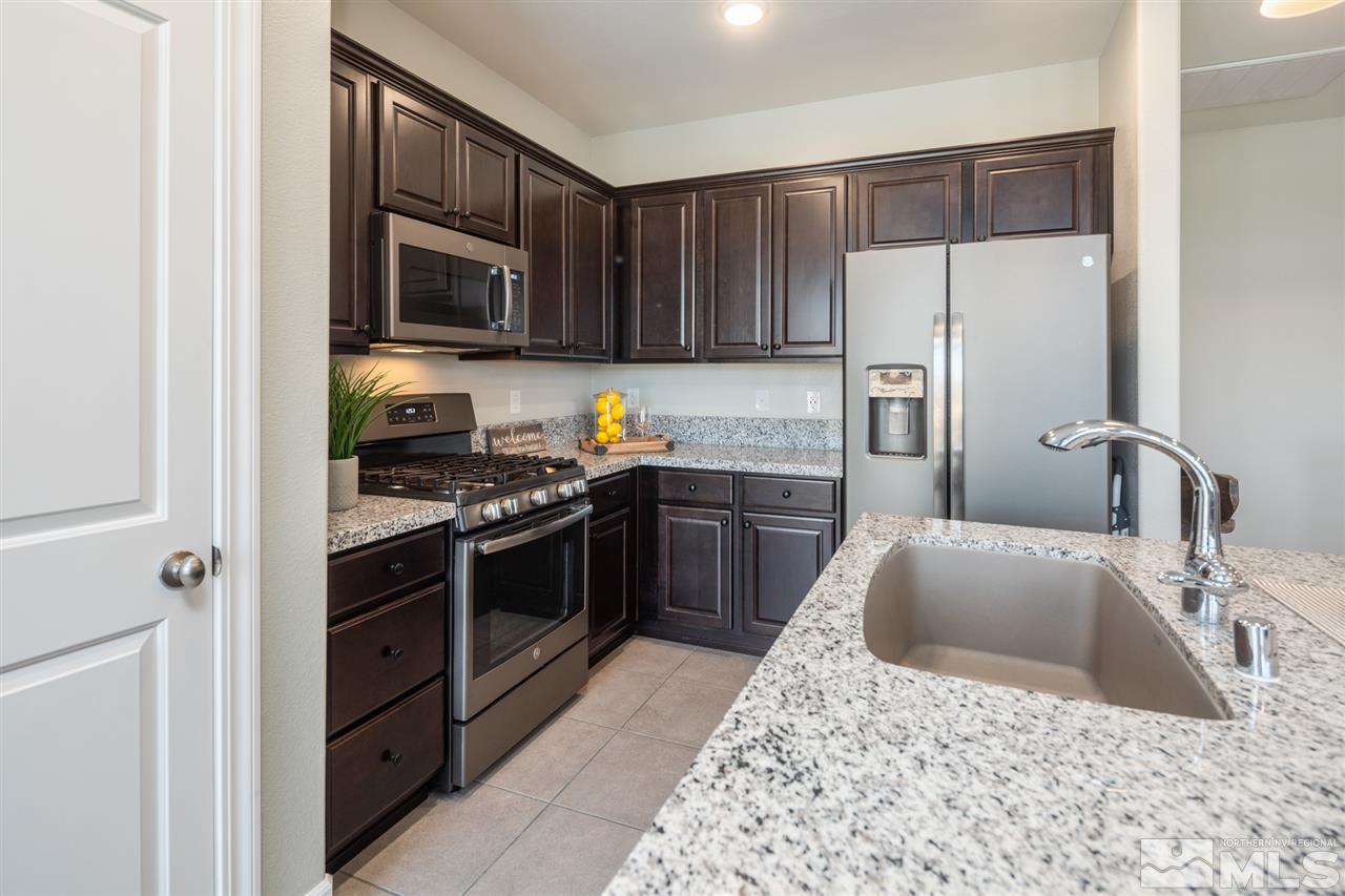 1790 Dark Horse Road, Unit A Reno, NV 89521 - Photo 10 of 39 Photo 10