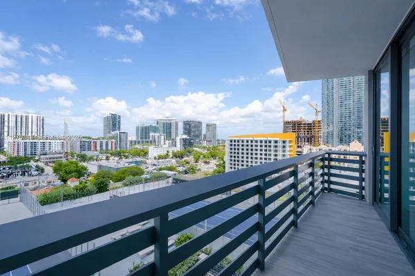 $6,500 | 460 Northeast 28th Street, Unit 1101, Miami, FL 33137