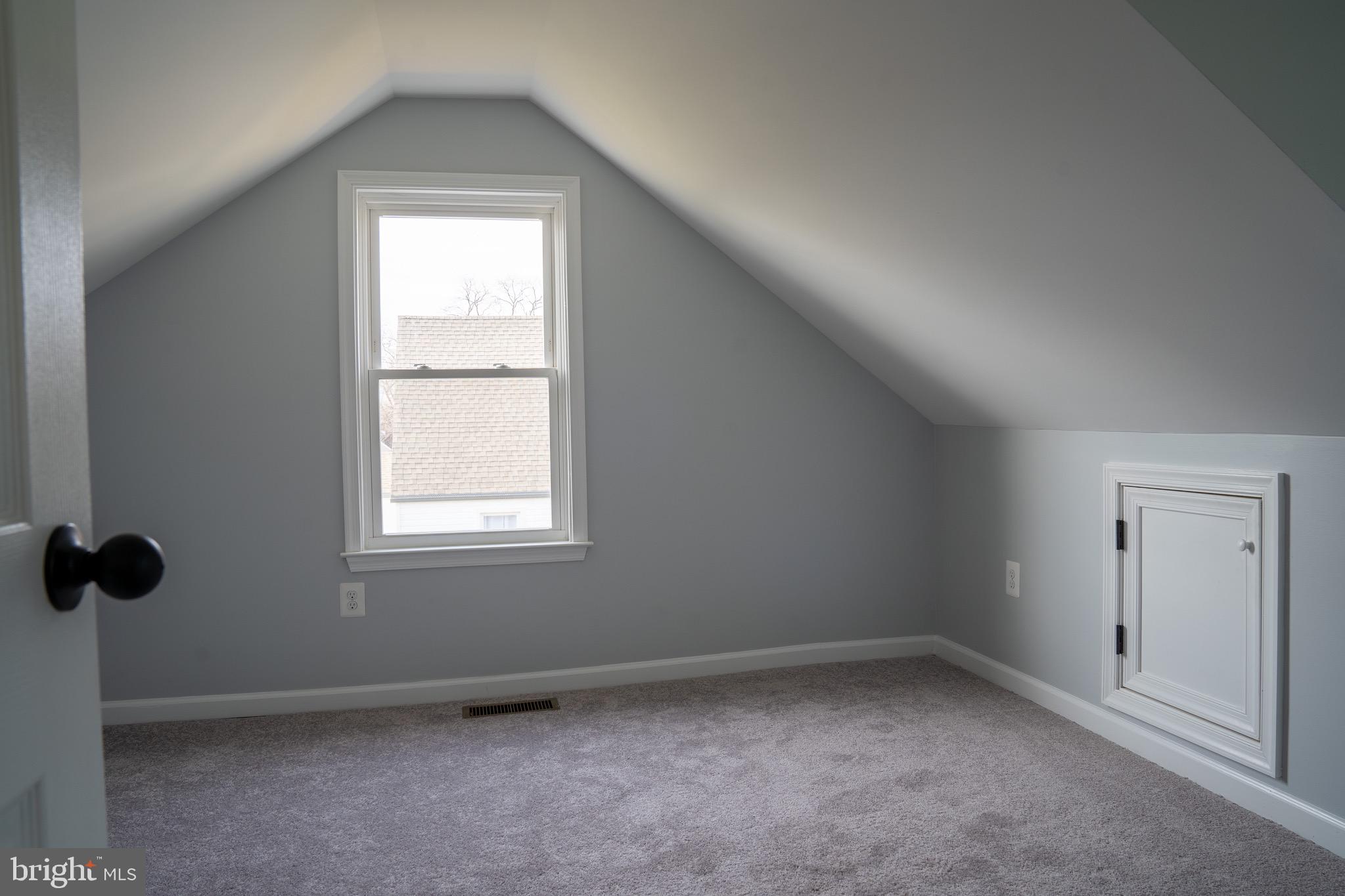 305 Stillwater Road Baltimore, MD 21221 - Photo 27 of 35