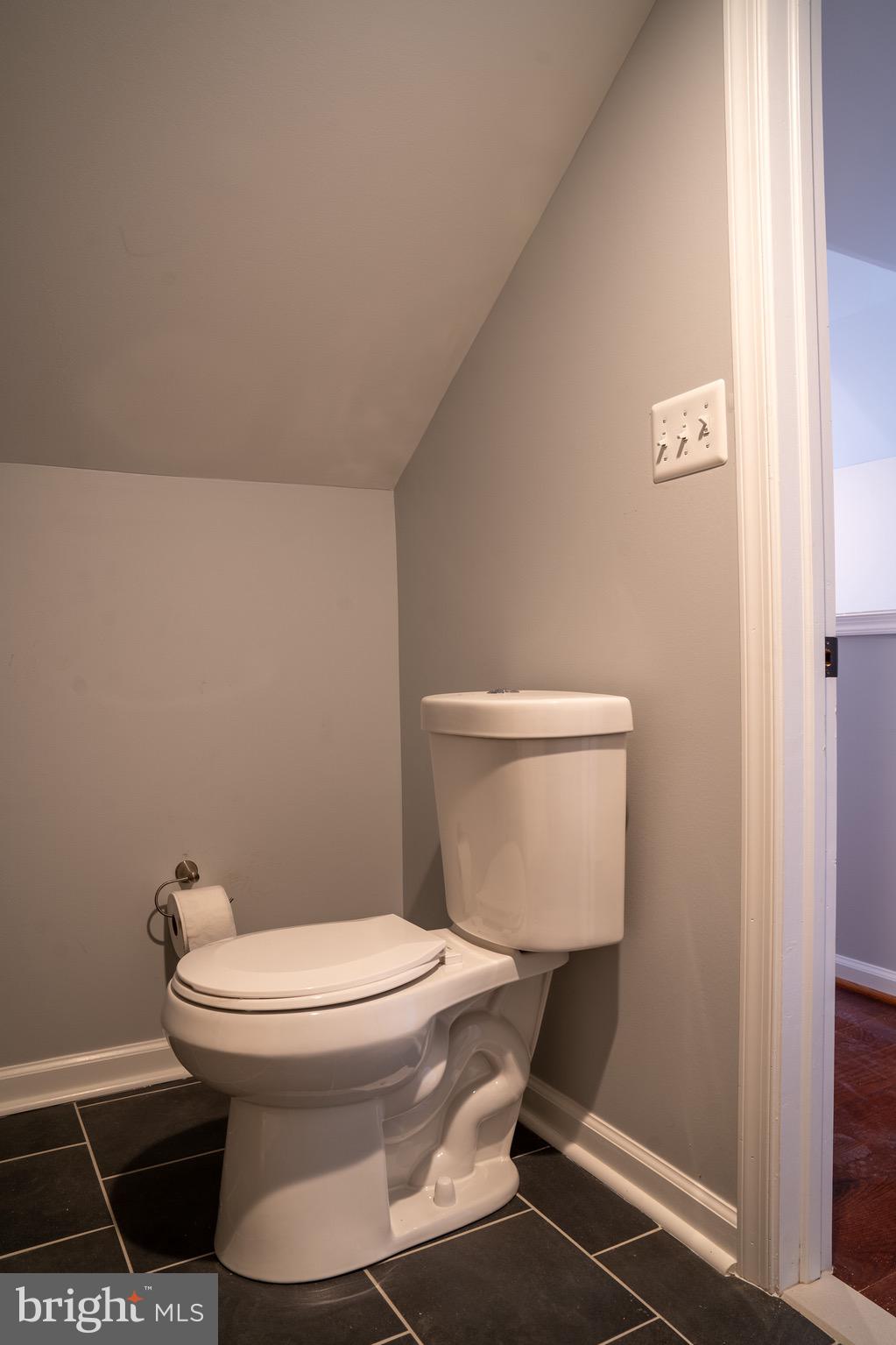 305 Stillwater Road Baltimore, MD 21221 - Photo 29 of 35