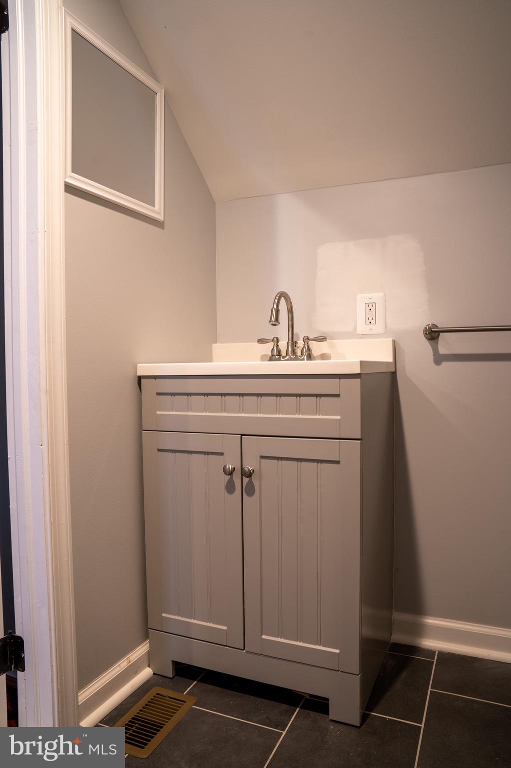 305 Stillwater Road Baltimore, MD 21221 - Photo 30 of 35