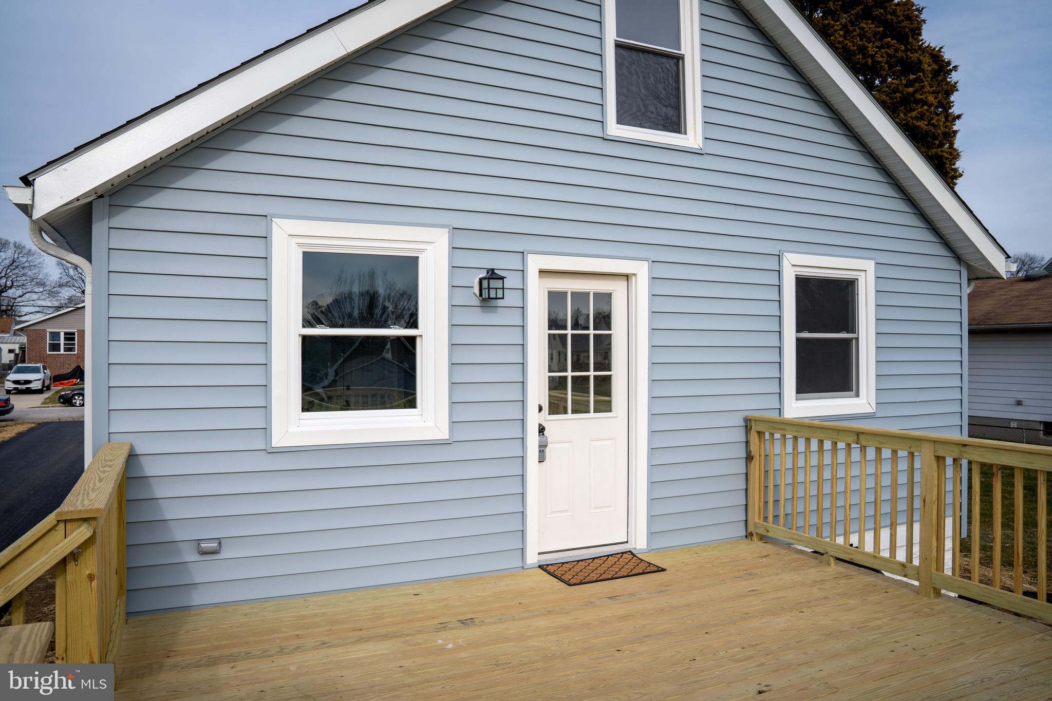 305 Stillwater Road Baltimore, MD 21221 - Photo 4 of 35