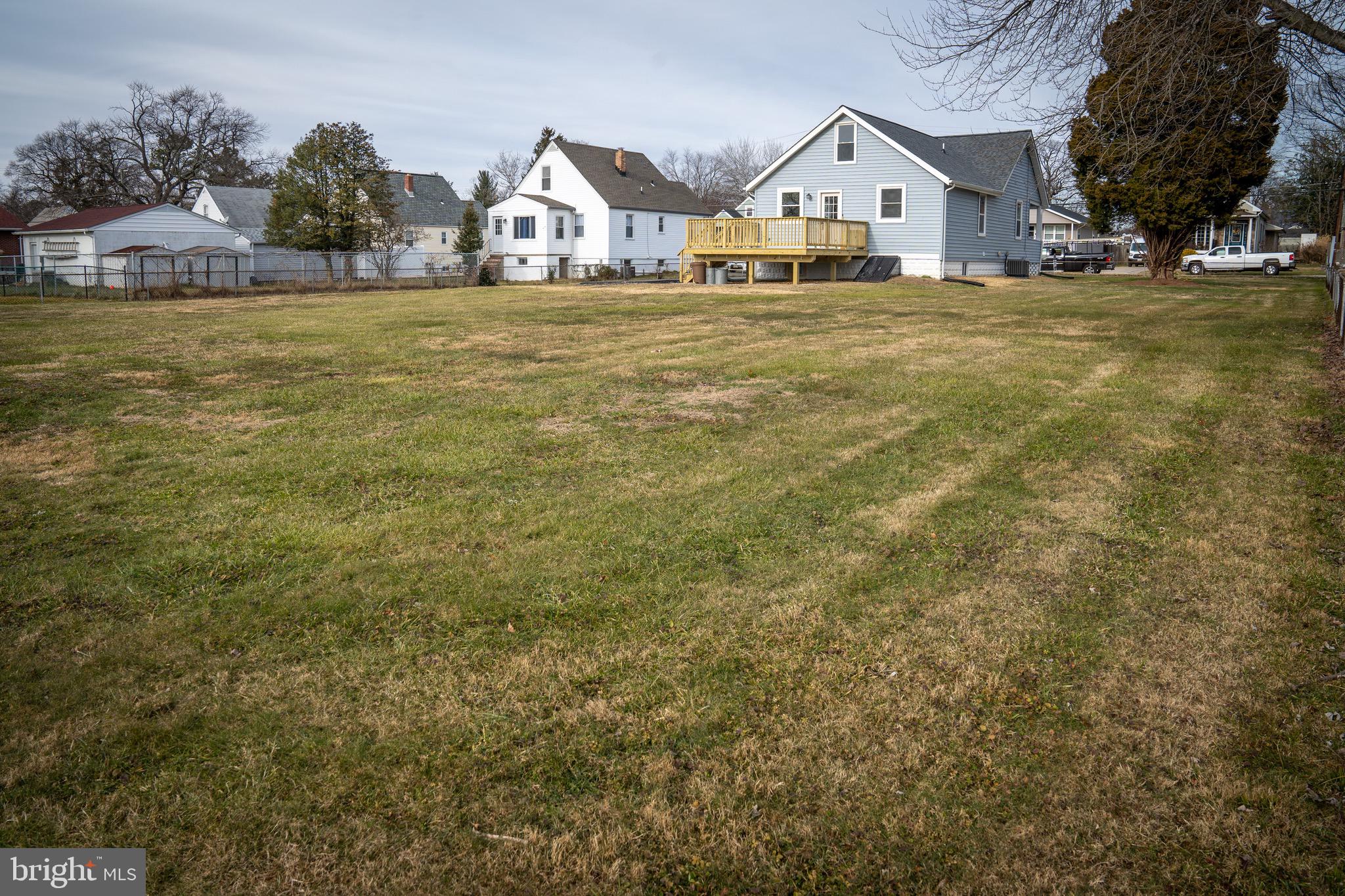305 Stillwater Road Baltimore, MD 21221 - Photo 7 of 35