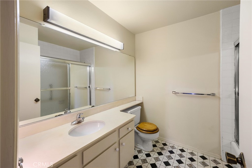 2132 Camino Rey Fullerton, CA 92833 - Photo 40 of 60