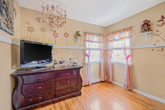 $589,900 | 275 North Titmus Drive, Mastic, NY 11950