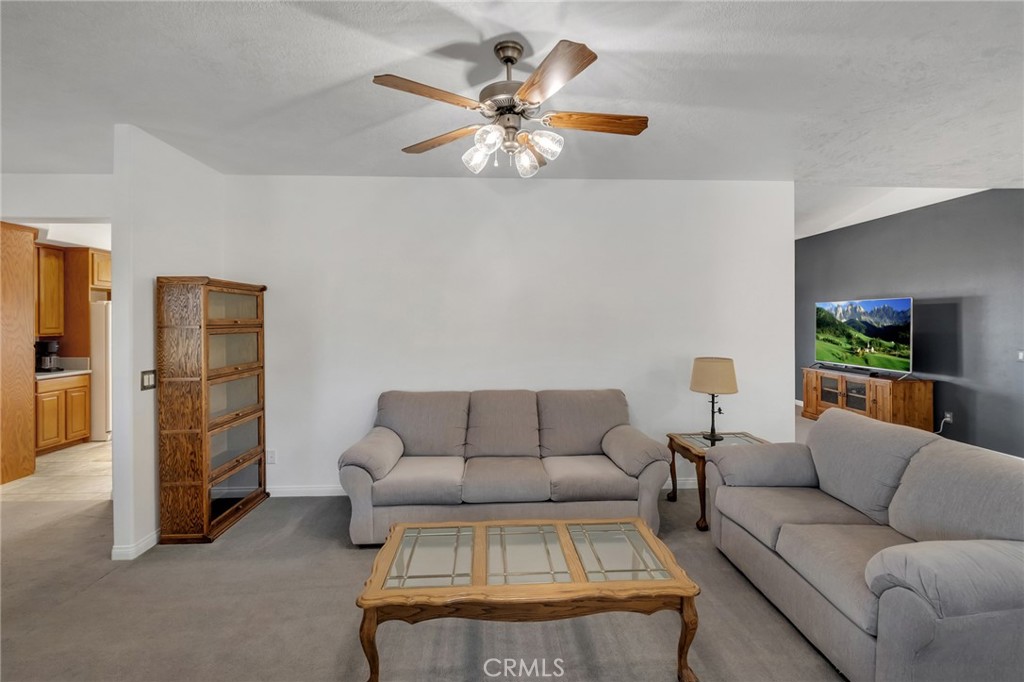 8727 Wintergreen Road Pinon Hills, CA 92372 - Photo 11 of 50