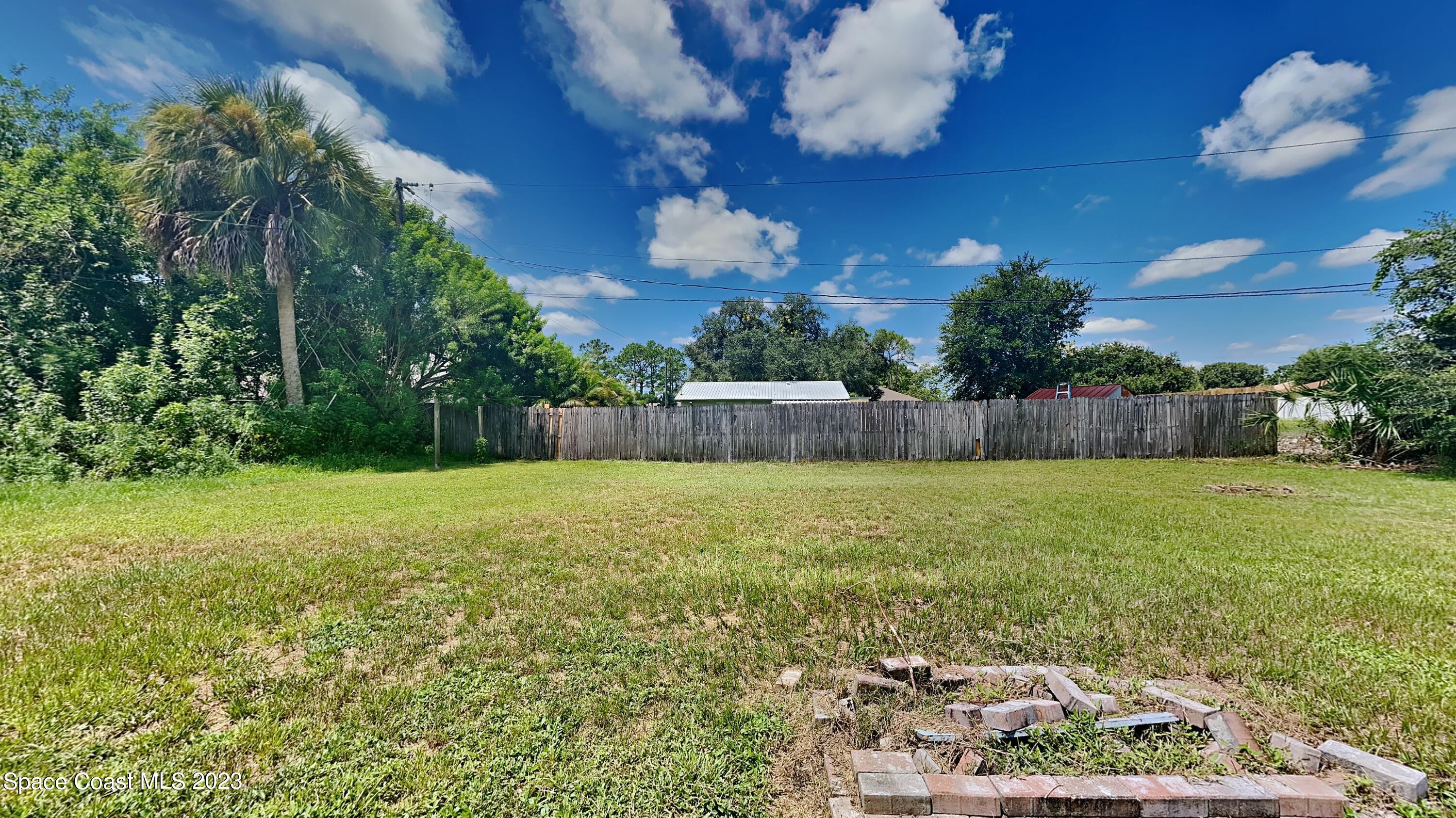 622 Degroodt Road Southwest Palm Bay, FL 32908 - Photo 14 of 15 16_Image_0hziHwxSYS