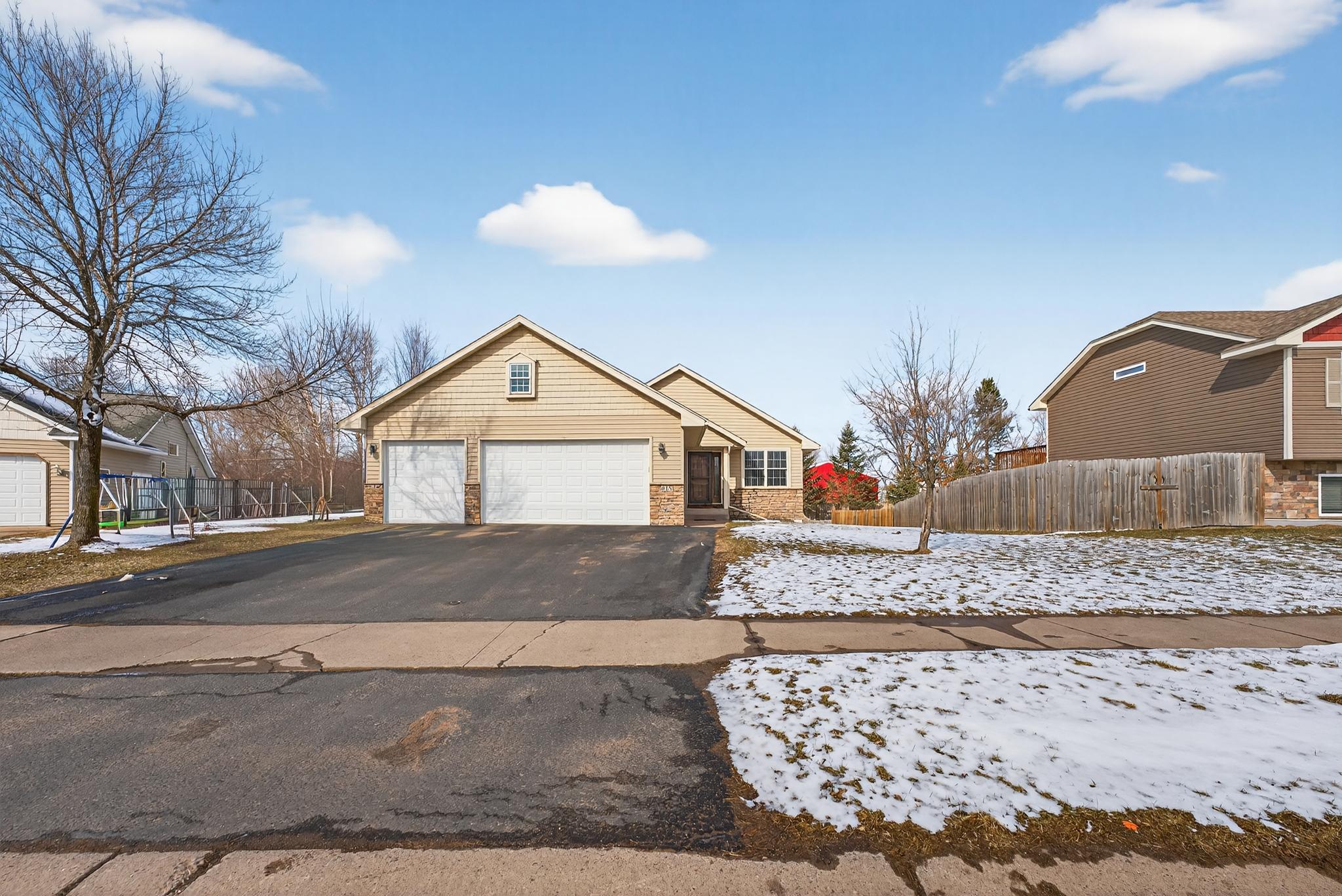 615 Highview Loop Southeast Pine City, MN 55063 - Photo 4 of 32