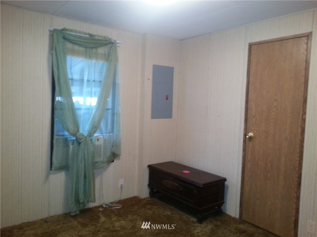 196 Jacobson Road, Unit 11 Cathlamet, WA 98612 - Photo 13 of 14 Gallery Image 13
