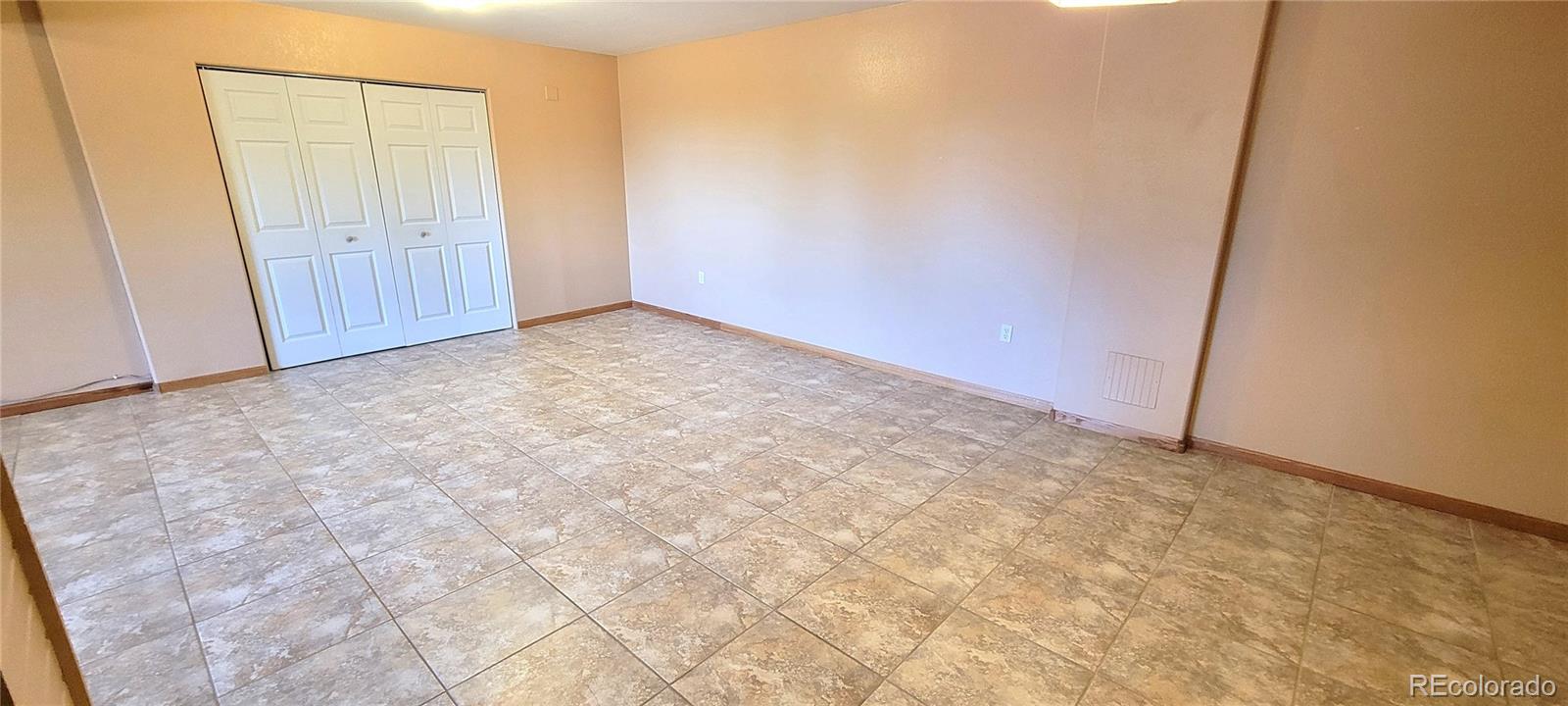 5076 Campfire Road Hartsel, CO 80449 - Photo 22 of 35 a view of an empty room