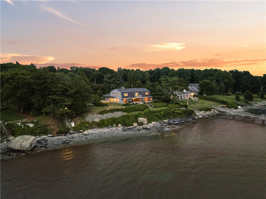 4 Mulberry Road Bristol, RI 02809 - Photo 2 of 46