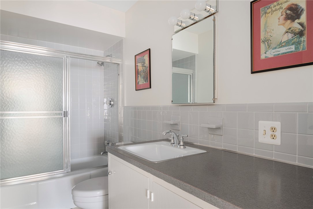 4 Mulberry Road Bristol, RI 02809 - Photo 34 of 46