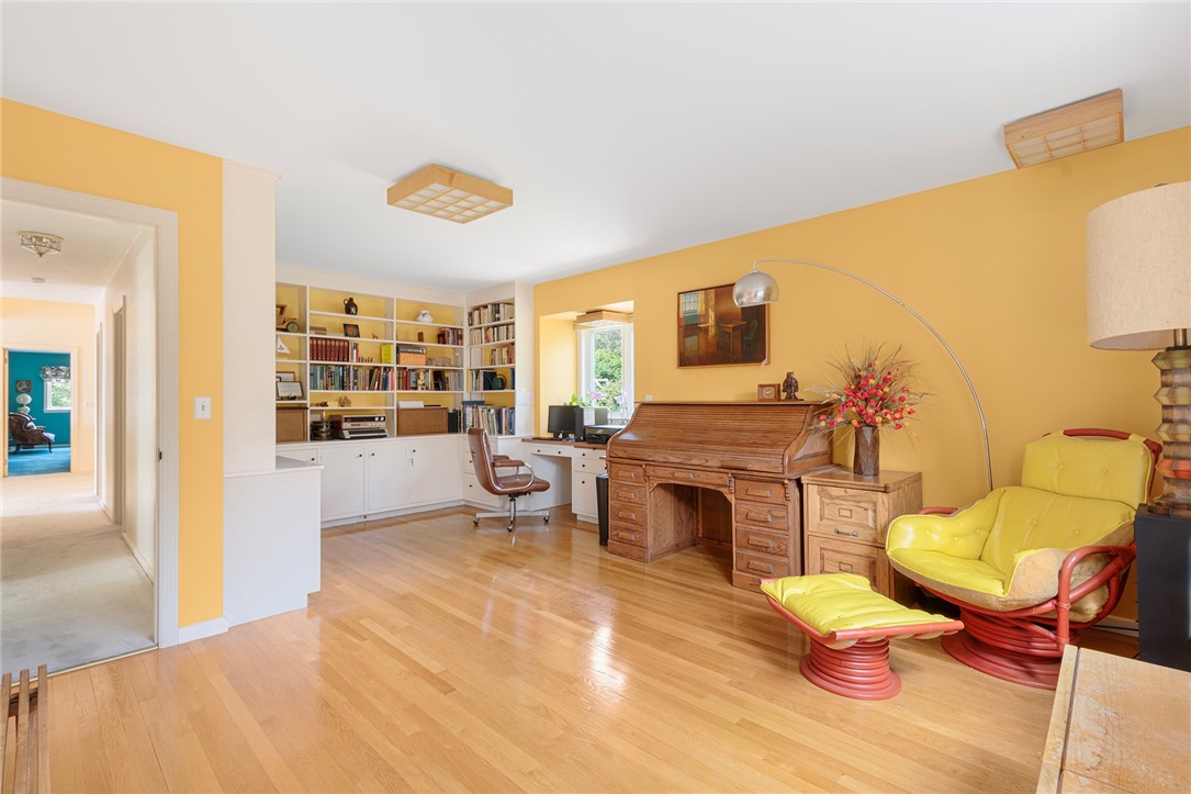 4 Mulberry Road Bristol, RI 02809 - Photo 37 of 46