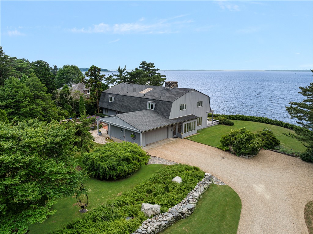 4 Mulberry Road Bristol, RI 02809 - Photo 9 of 46