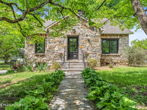 $350,000 | 513 East 1st N Street, Morristown, TN 37814