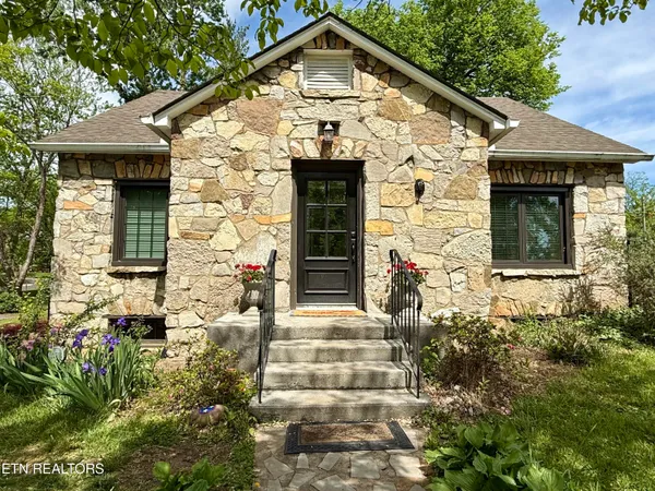 $350,000 | 513 East 1st N Street, Morristown, TN 37814