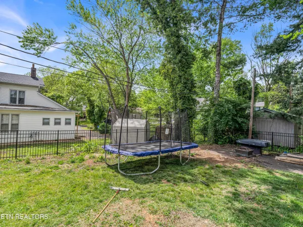$350,000 | 513 East 1st N Street, Morristown, TN 37814