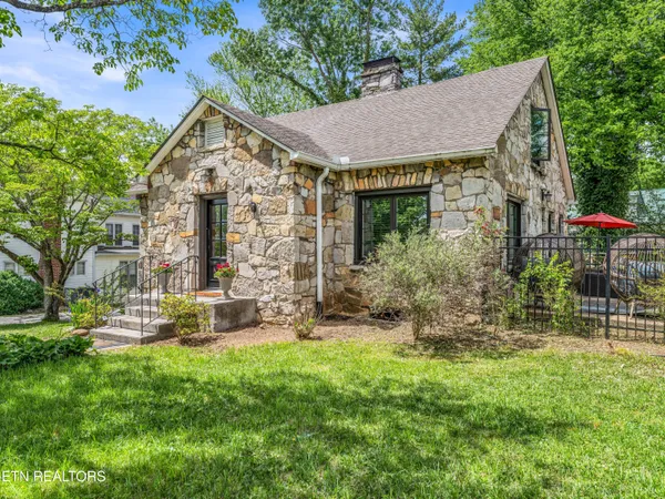 $350,000 | 513 East 1st N Street, Morristown, TN 37814