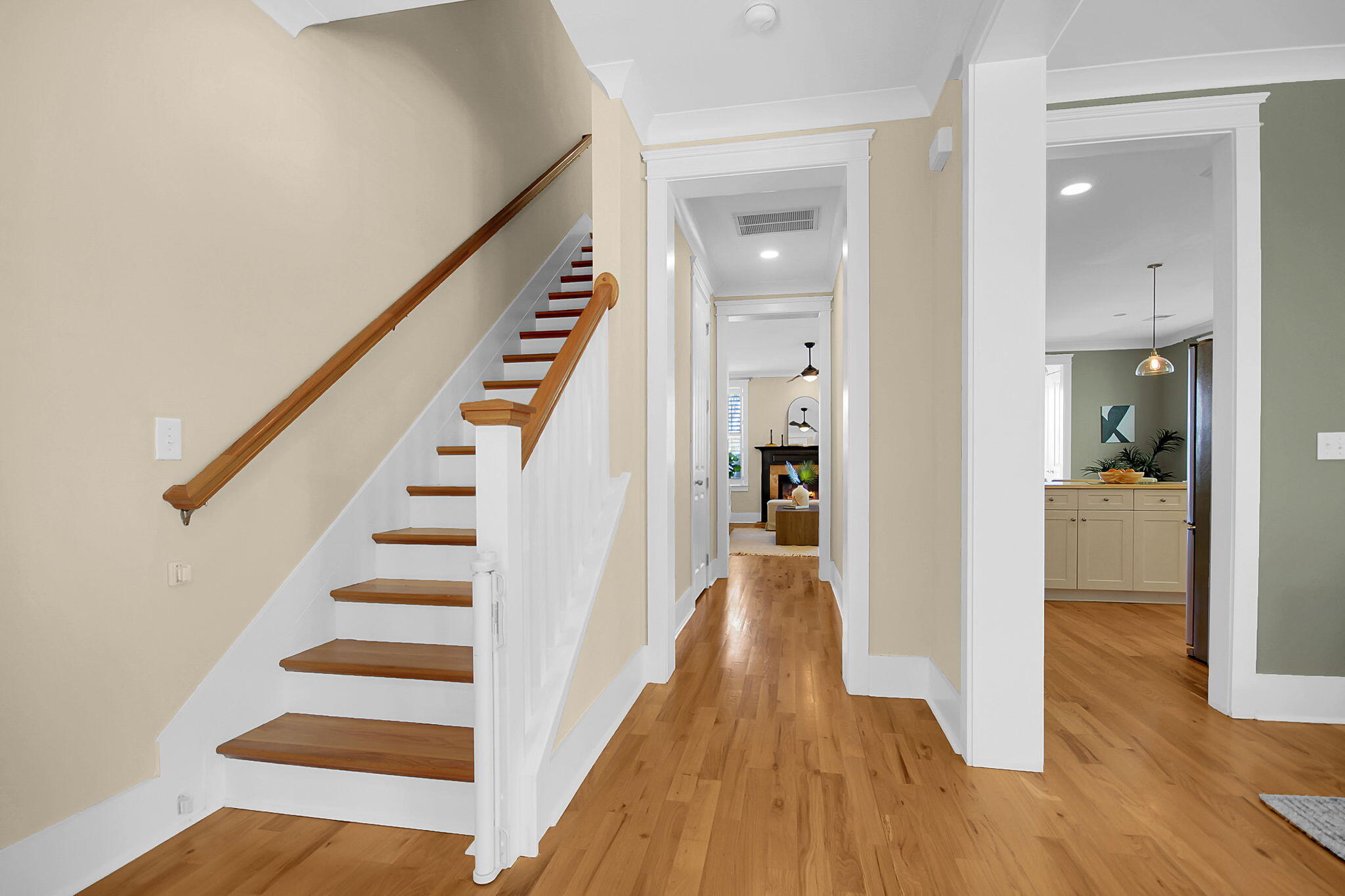 1311 Appling Drive Mount Pleasant, SC 29464 - Photo 12 of 62 Foyer