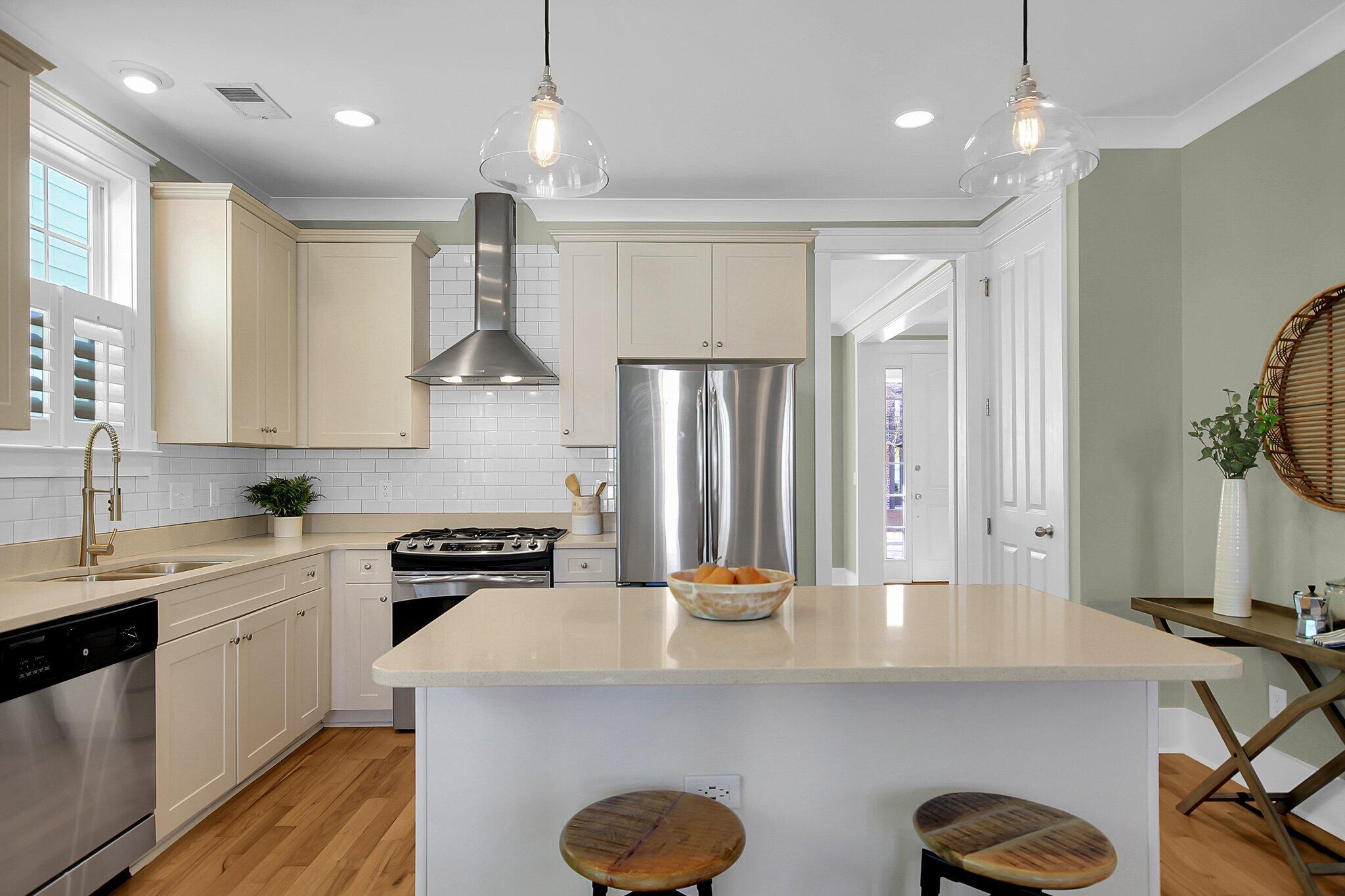 1311 Appling Drive Mount Pleasant, SC 29464 - Photo 16 of 62 Kitchen