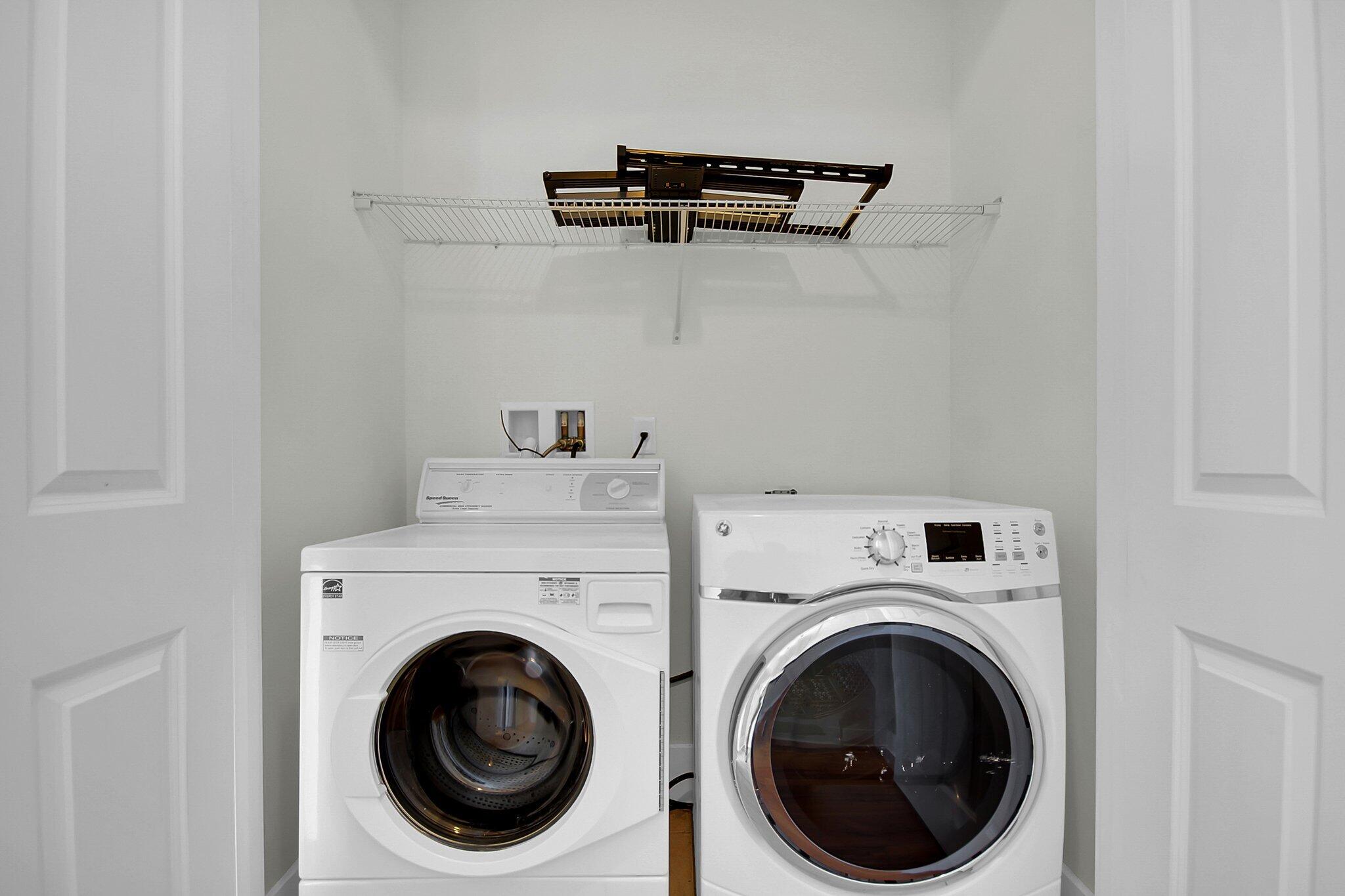 1311 Appling Drive Mount Pleasant, SC 29464 - Photo 29 of 62 Laundry