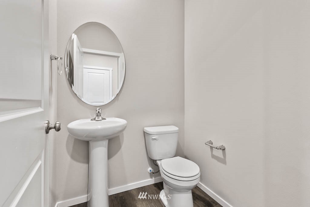 5701 Waverly Road Southwest, Unit 6 Port Orchard, WA 98367 - Photo 11 of 16 Gallery Image 11