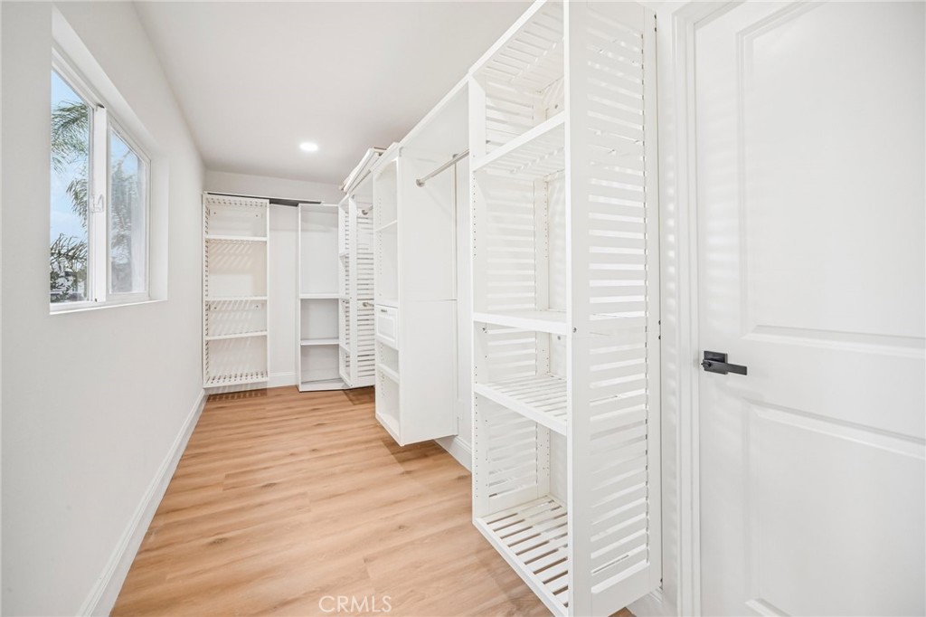 19259 Ludlow Street Porter Ranch, CA 91326 - Photo 26 of 71 Gallery Image 26