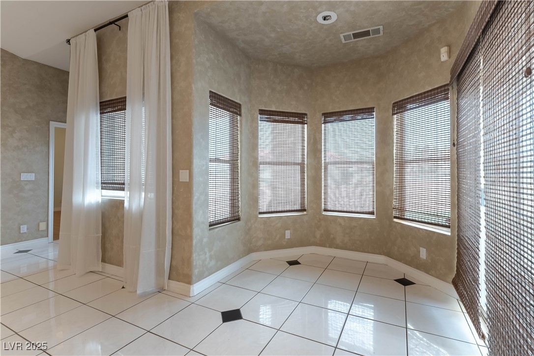 4545 West Agate Avenue Las Vegas, NV 89139 - Photo 16 of 48