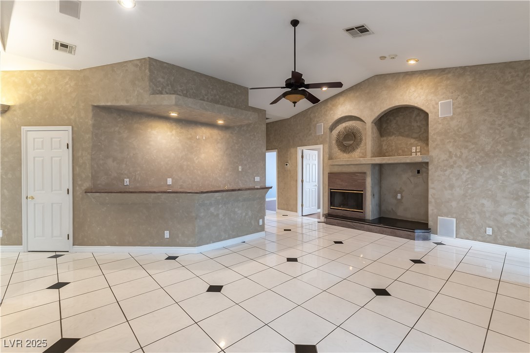 4545 West Agate Avenue Las Vegas, NV 89139 - Photo 17 of 48