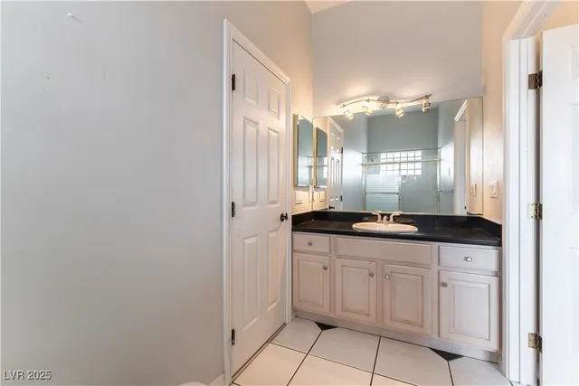 $5,000 | 4545 West Agate Avenue, Las Vegas, NV 89139