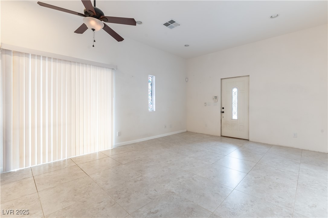 4545 West Agate Avenue Las Vegas, NV 89139 - Photo 35 of 48