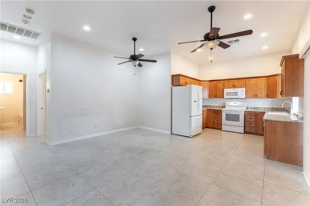 $5,000 | 4545 West Agate Avenue, Las Vegas, NV 89139