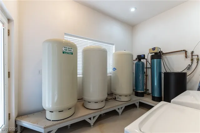 $5,000 | 4545 West Agate Avenue, Las Vegas, NV 89139