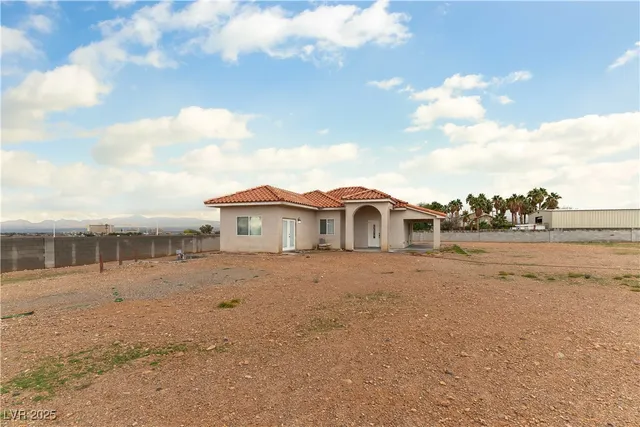 $5,000 | 4545 West Agate Avenue, Las Vegas, NV 89139