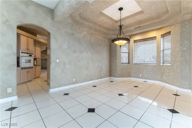 $5,000 | 4545 West Agate Avenue, Las Vegas, NV 89139