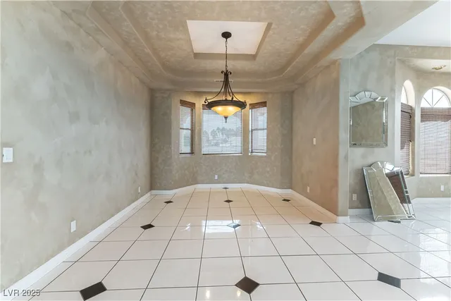 $5,000 | 4545 West Agate Avenue, Las Vegas, NV 89139