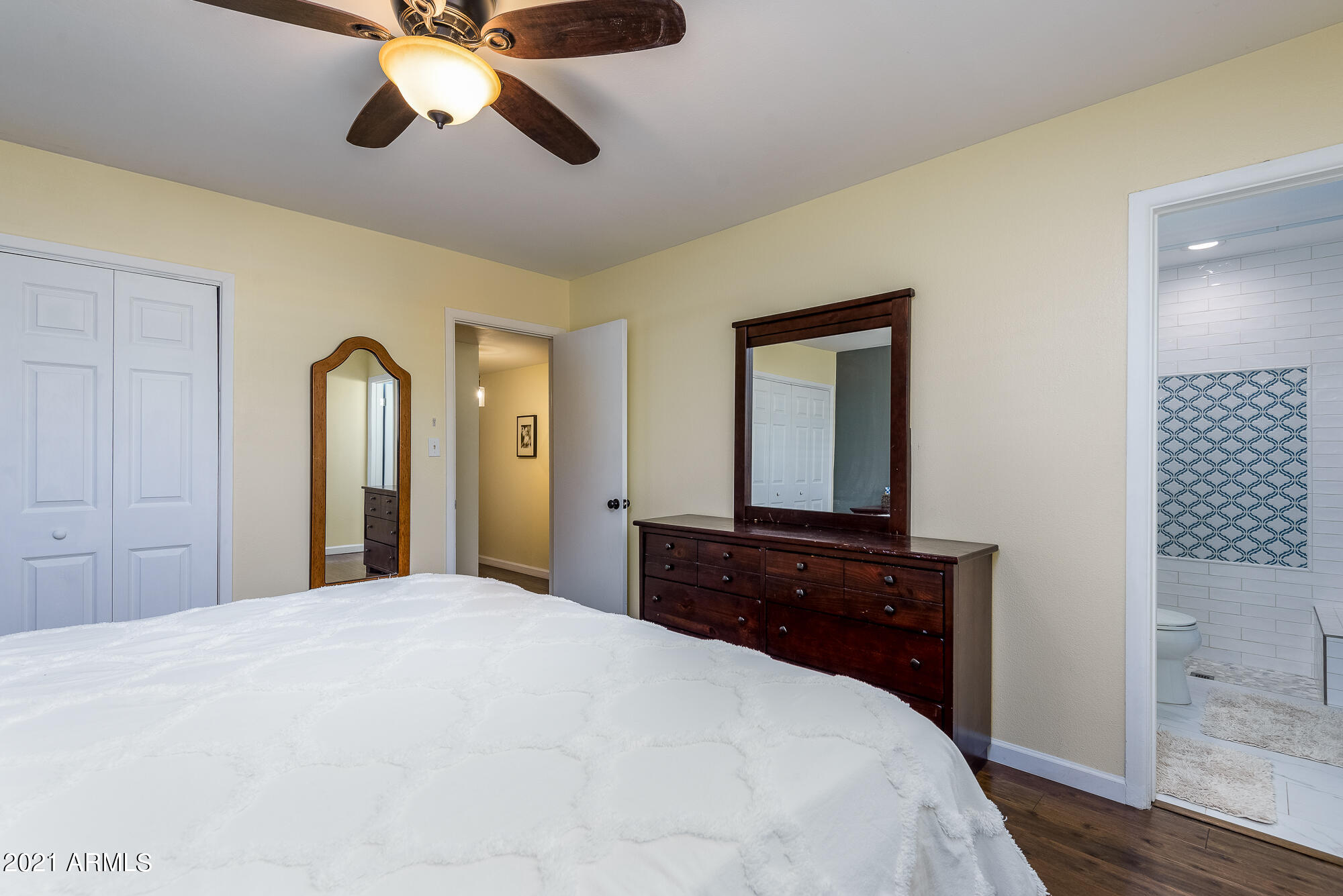 1312 West Elna Rae Street Tempe, AZ 85281 - Photo 16 of 31 ElnaRae-Main room 1