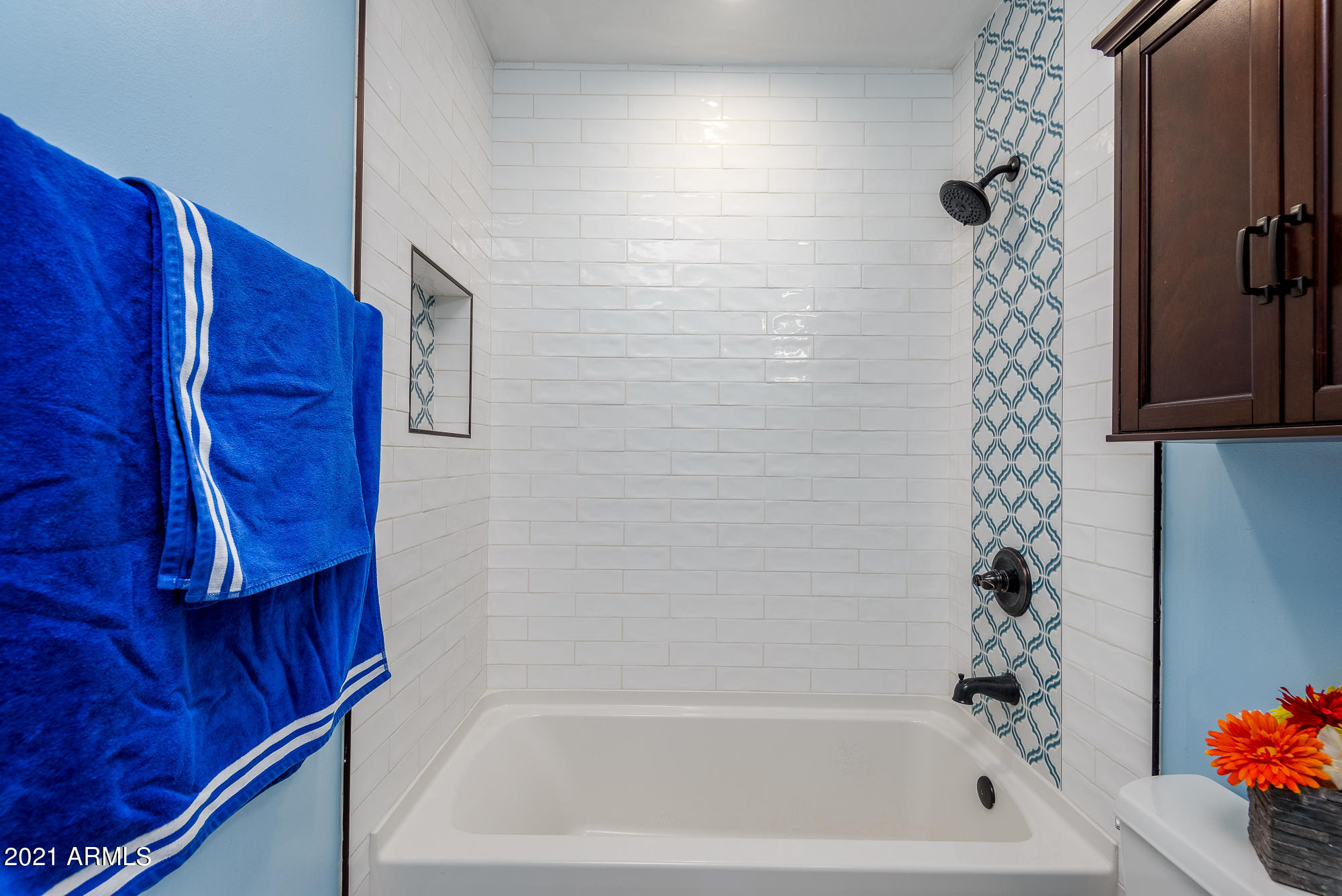 1312 West Elna Rae Street Tempe, AZ 85281 - Photo 22 of 31 ElnaRae-Hallway Bath 2