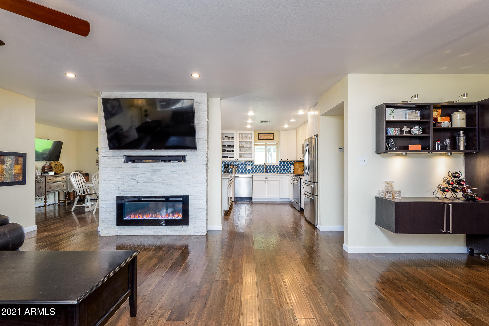 1312 West Elna Rae Street Tempe, AZ 85281 - Photo 3 of 31 ElnaRae-Living Room 1