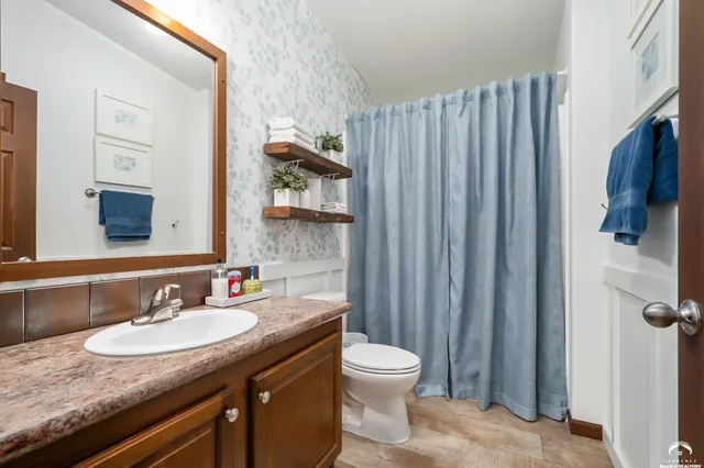 $369,000 | 505 North Carolina Street, Highland, KS 66035