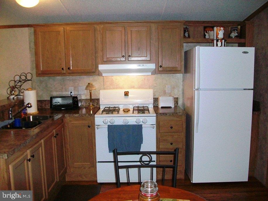 304 Pfautz Hill Road Stevens, PA 17578 - Photo 12 of 34 Gallery Image 12
