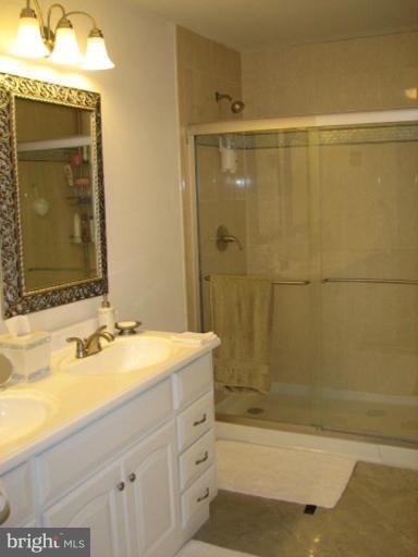 3207 Cofer Road Falls Church, VA 22042 - Photo 17 of 22 Master Bath