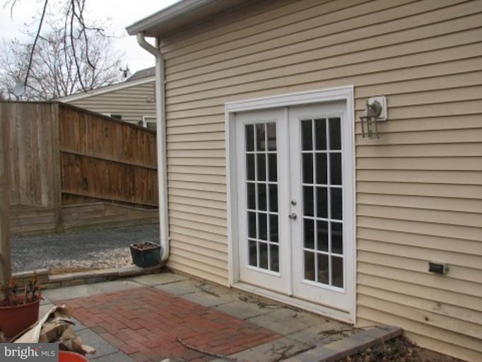 3207 Cofer Road Falls Church, VA 22042 - Photo 19 of 22 Patio