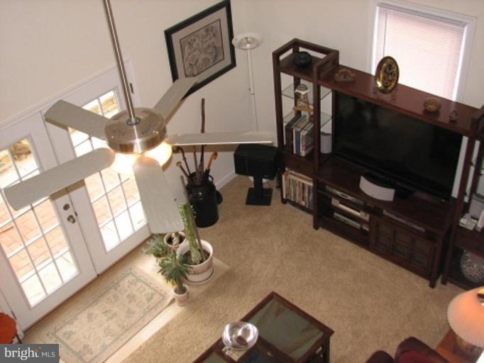 3207 Cofer Road Falls Church, VA 22042 - Photo 7 of 22 Family Room #3