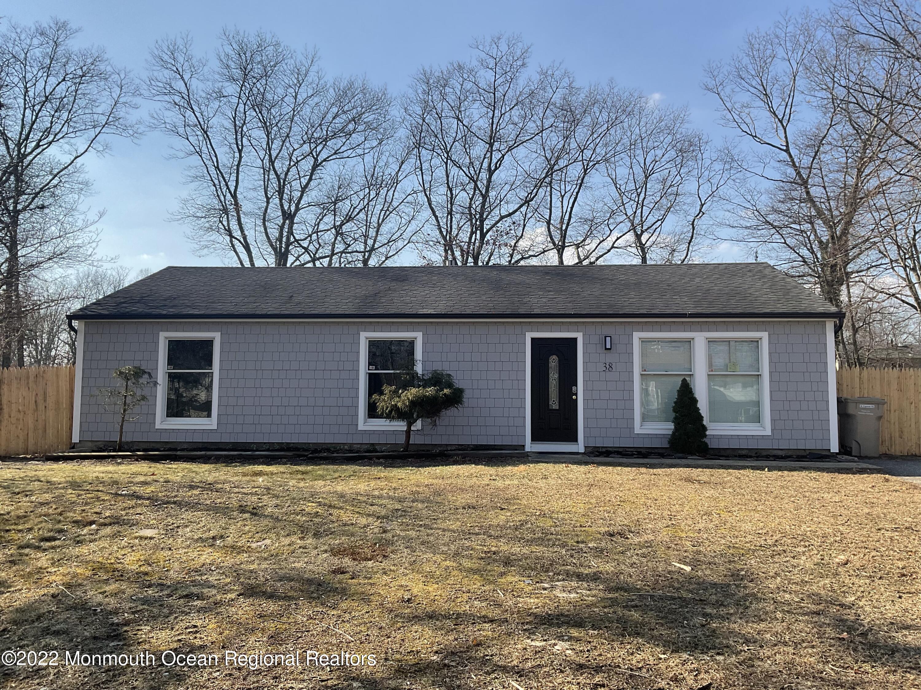 38 Cranmer Road Bayville, NJ 08721 - Photo 1 of 3 693D9385-E21E-46A0-8E55-56E0E554F306