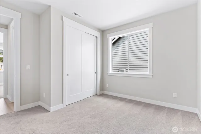 $898,900 | 728 Blaine Street, Steilacoom, WA 98388