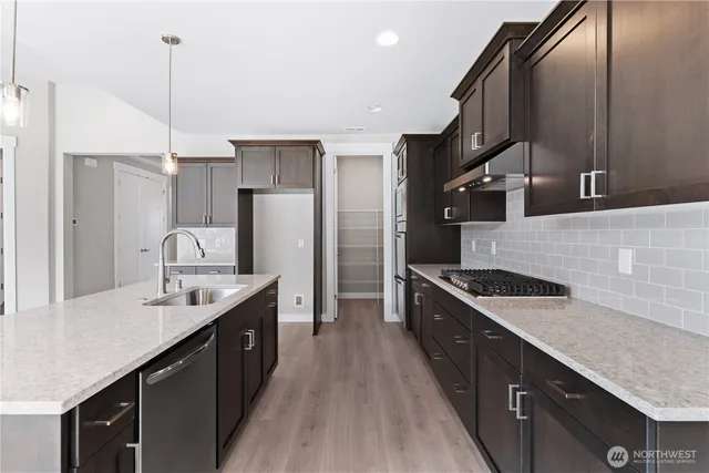 $898,900 | 728 Blaine Street, Steilacoom, WA 98388