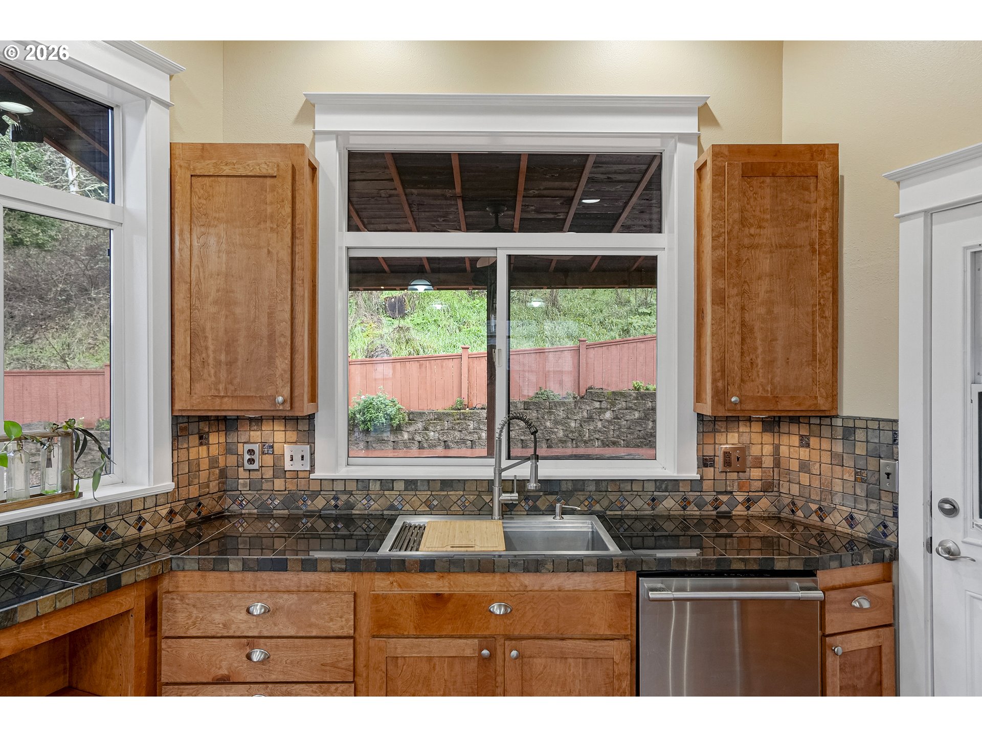 1133 Enstad Lane Silverton, OR 97381 - Photo 16 of 48