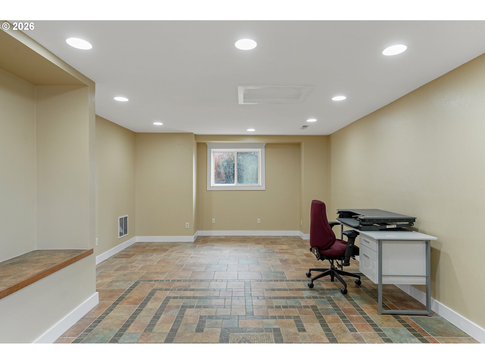 1133 Enstad Lane Silverton, OR 97381 - Photo 35 of 48