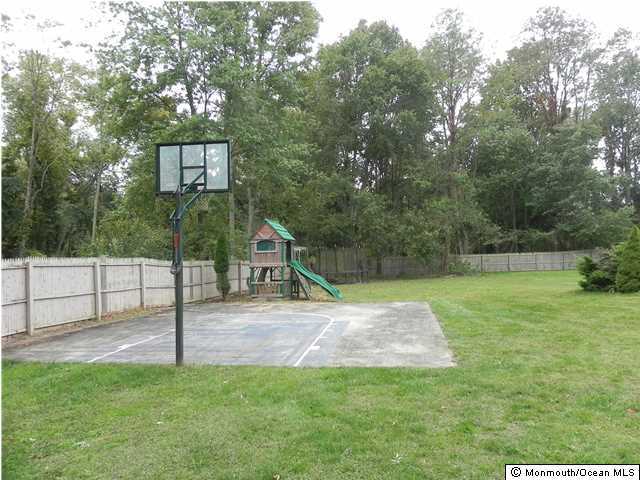 262 Pond Road Freehold, NJ 07728 - Photo 11 of 18 Additional Photo
